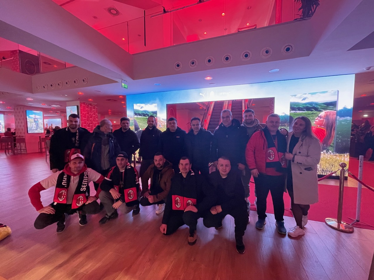 Enjoy AC Milan vs Sunderland with a guaranteed great seat at San Siro / Giuseppe Meazza, a comfortable hotel conveniently located near the stadium, and the support of a dedicated coordinator throughout your trip. A hassle-free football experience with everything arranged for you. 5